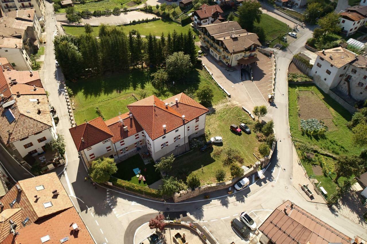 Castello Fai Apartment Fai della Paganella Bagian luar foto